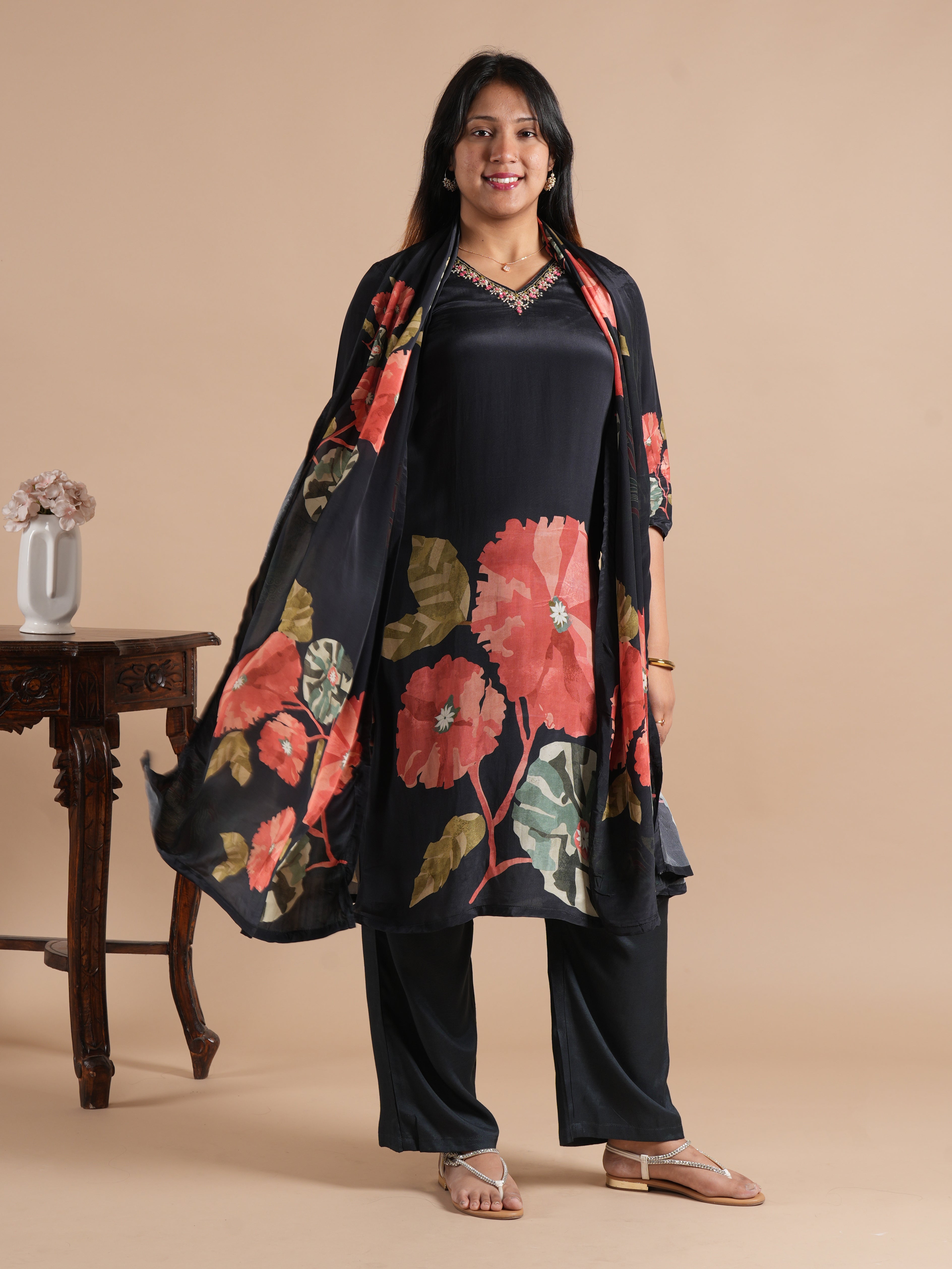 Black Front Back Floral Digital Print Crepe Suit Set With Pant and Dupatta | 3 Piece Suit Set