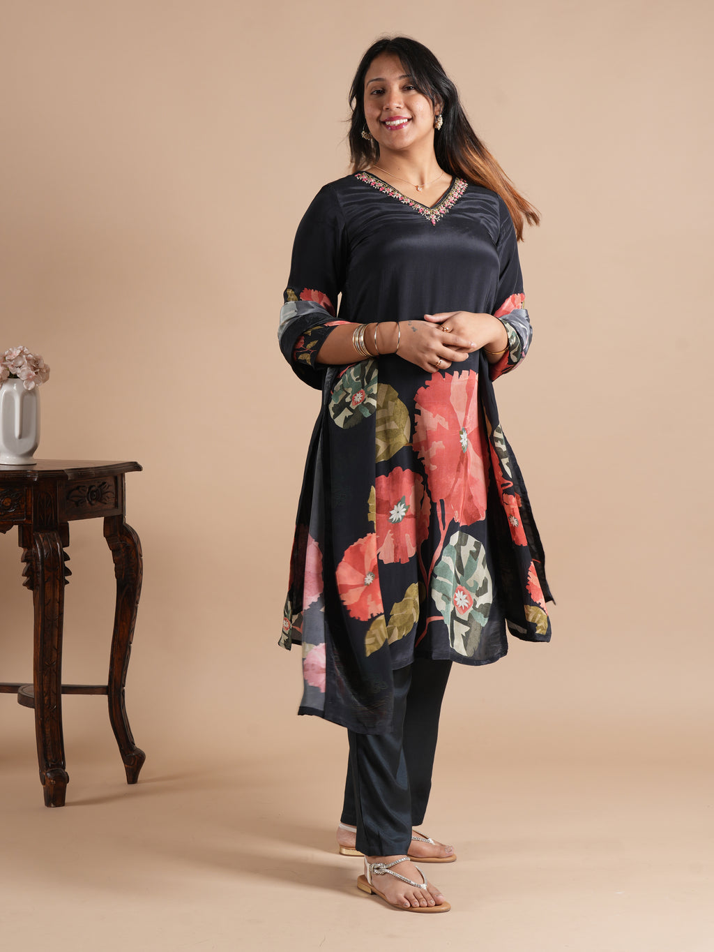 Black Front Back Floral Digital Print Crepe Suit Set With Pant and Dupatta | 3 Piece Suit Set