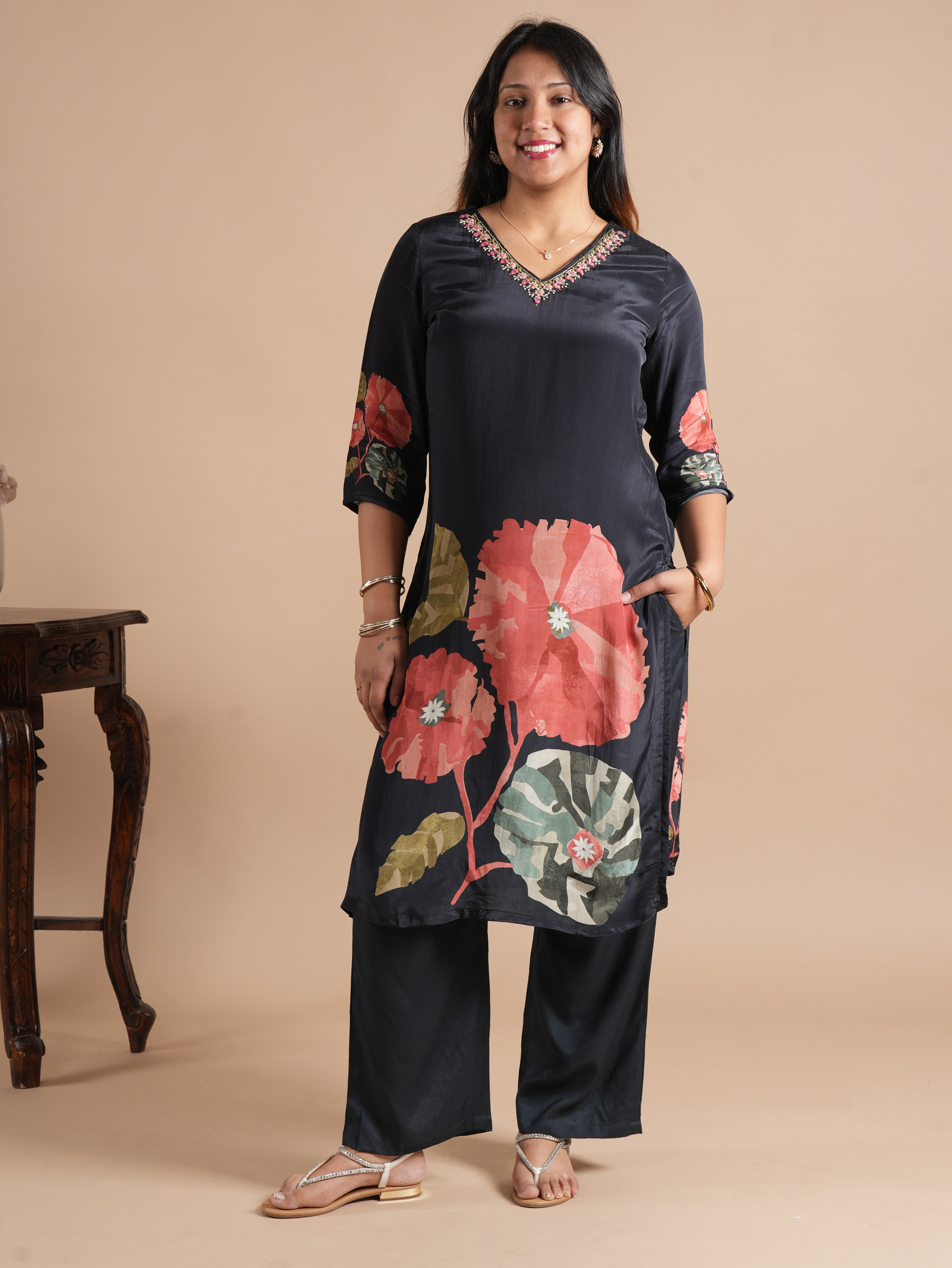 Black Front Back Floral Digital Print Crepe Suit Set With Pant and Dupatta | 3 Piece Suit Set