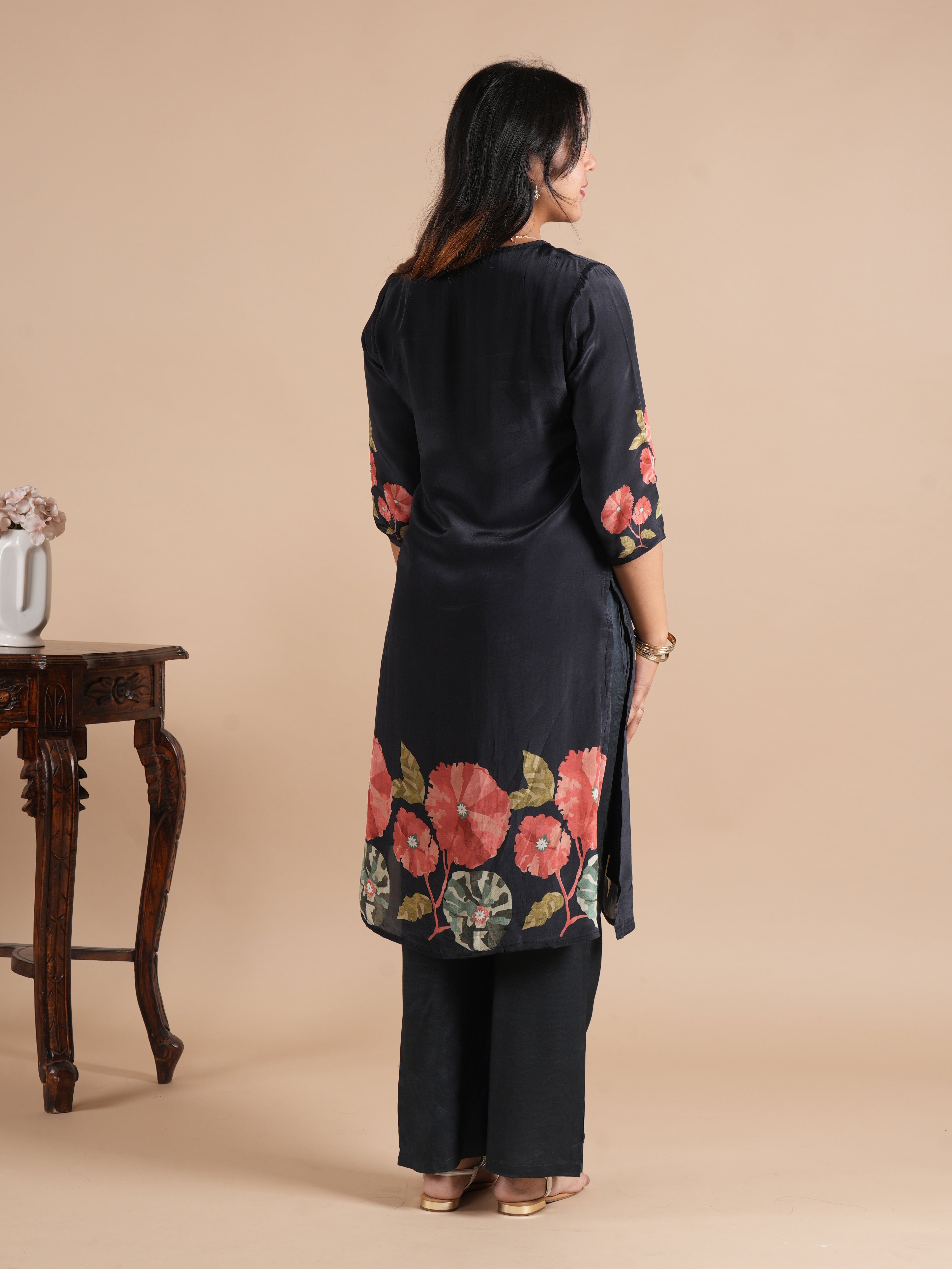 Black Front Back Floral Digital Print Crepe Suit Set With Pant and Dupatta | 3 Piece Suit Set