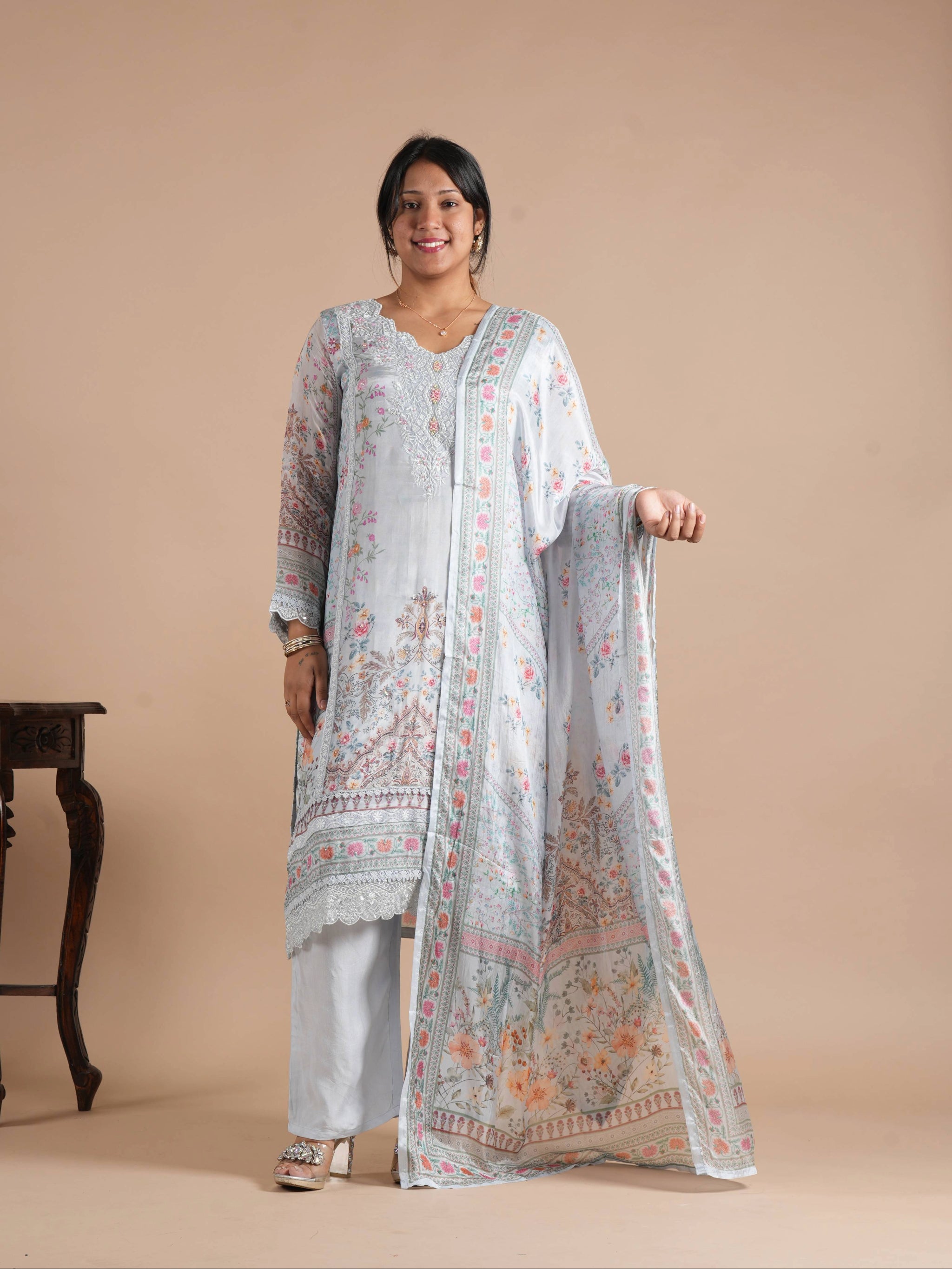 Light Grey Floral Digital Print Glass Organza Pakistani Style Suit Set | Pearl & Thread Embroidered Neck | Lace Work Scallop Ghera & Sleeves | Matching Printed Dupatta & Pure Shantoon Plazzo | 3-Piece Suit Set