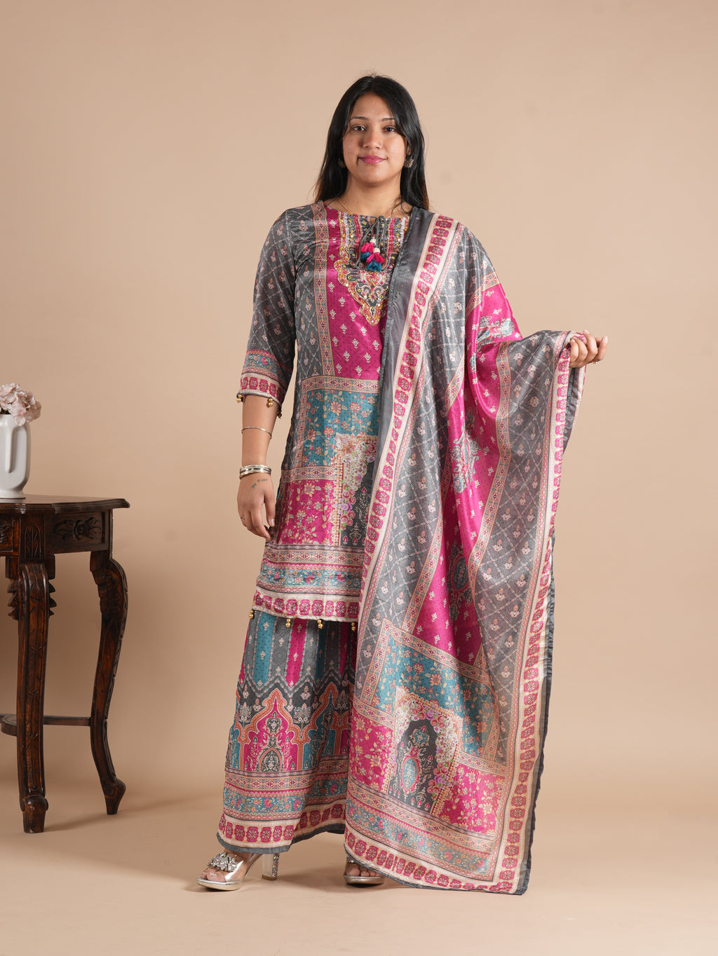 Women's Grey & Pink Front Back Digital Printed Chinon Kurti Plazzo Set with Digital Print Dupatta | Motif Plazzo Suit Set | 3-Piece Suit Set
