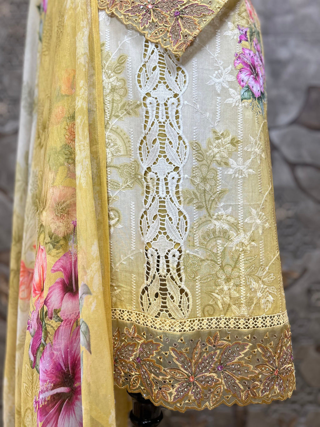 Pakistani Style Cambric Unstitched Suit | Digital Print Front & Back | Thread Embroidery And Boring Work | Lacework on Sleeves & Ghera | Digital Print Chiffon Dupatta | Ethnic Wear for Women