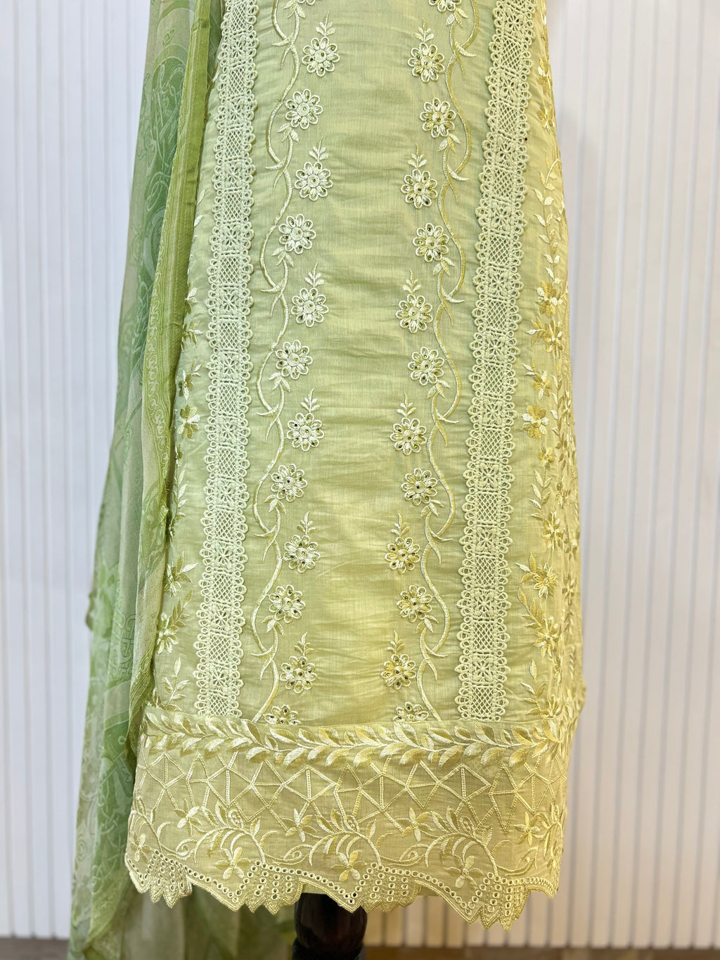 Muslin Cotton Unstitched Suit | All-Over Thread Floral Embroidery with Cutwork Scallop Ghera & Lace Panel Border | Pure Chiffon Digital Print Dupatta