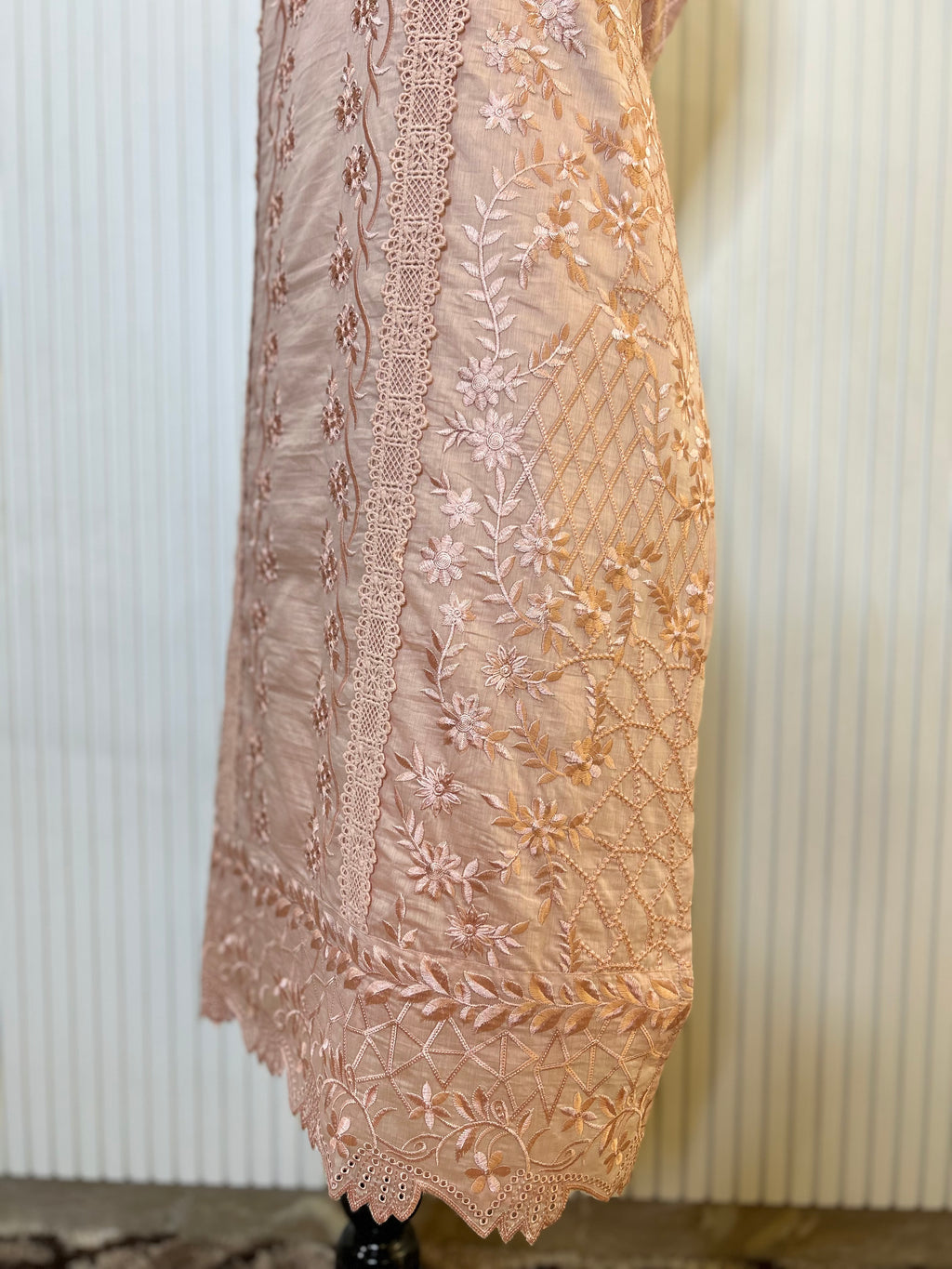 Muslin Cotton Unstitched Suit | All-Over Thread Floral Embroidery with Cutwork Scallop Ghera & Lace Panel Border | Pure Chiffon Digital Print Dupatta