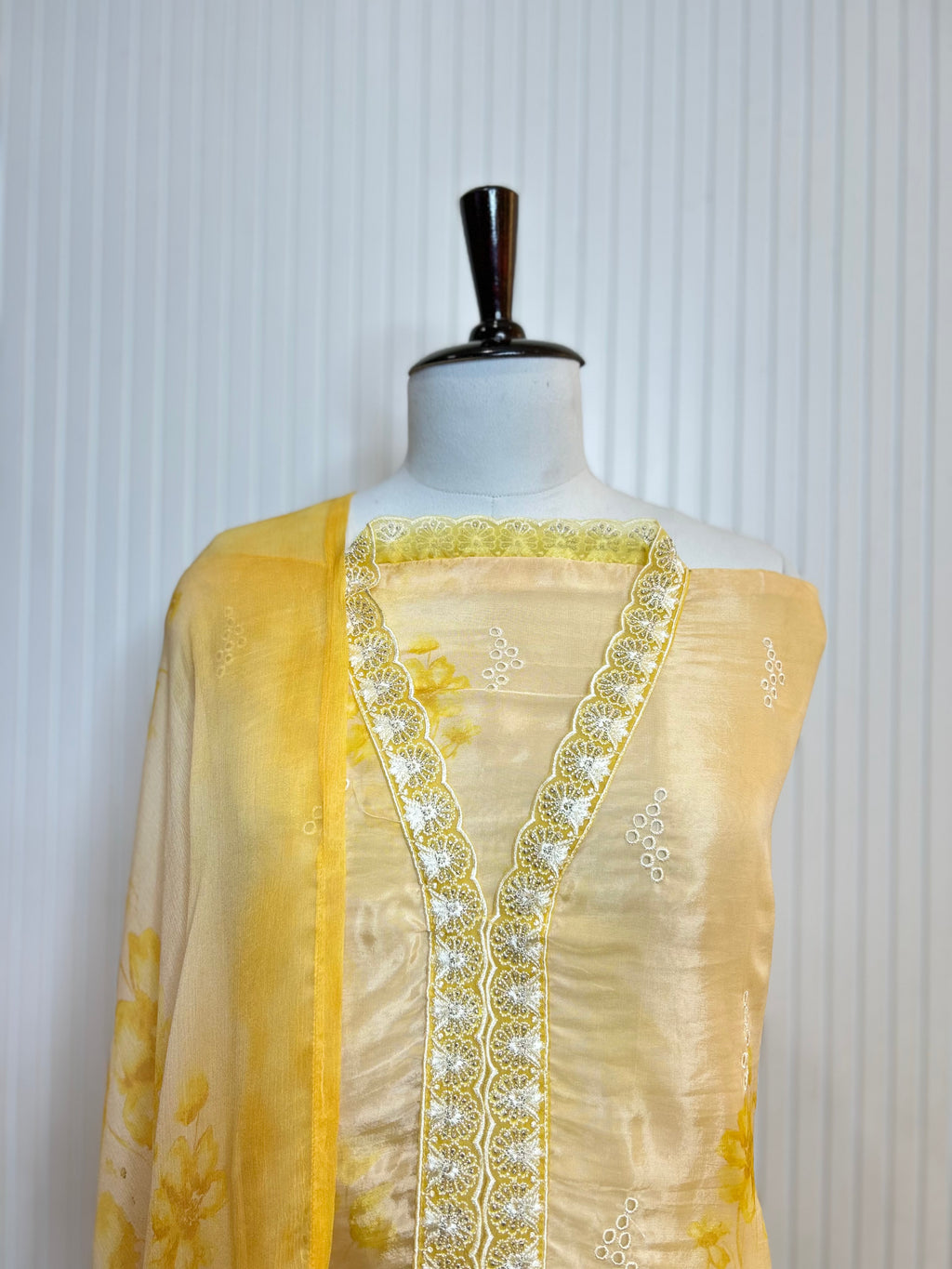 Glass Organza Embroidered Unstitched Suit With Chemical Print Front & Back Paired With Chinon Digital Print Dupatta