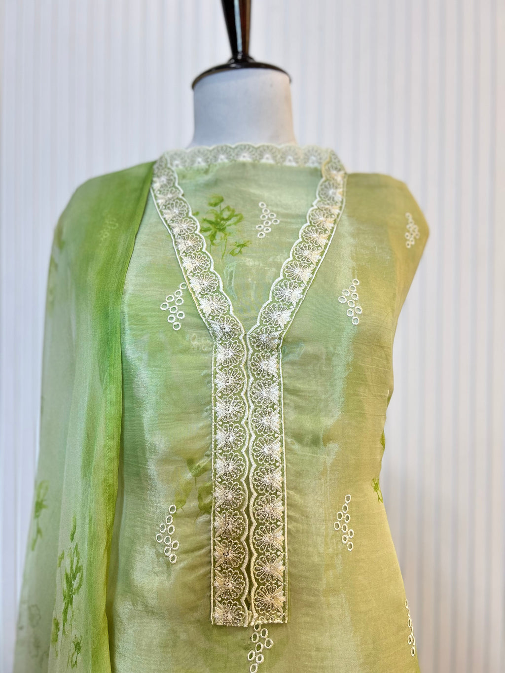 Glass Organza Embroidered Unstitched Suit With Chemical Print Front & Back Paired With Chinon Digital Print Dupatta